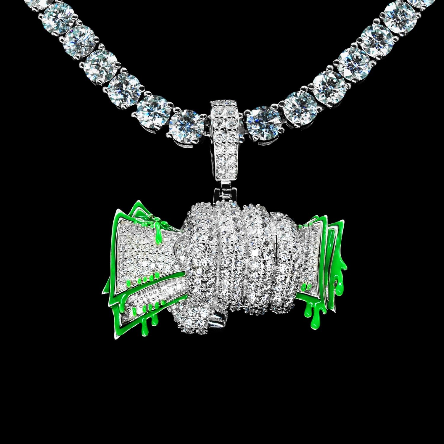 Colgante puño fluorescente con cadena | plata 925 | moissanita