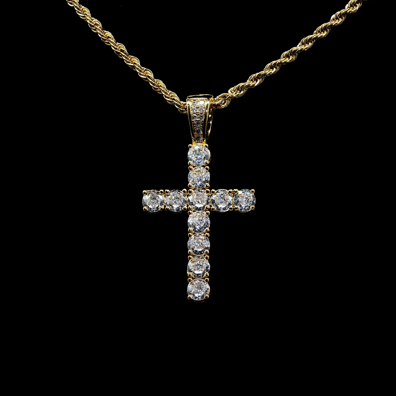Colgante de cruz con collar de cuerda | 51 cm